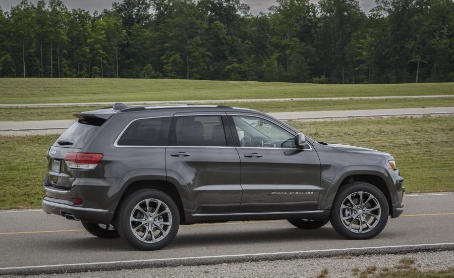  Jeep Grand Cherokee Summit (WK2) 2016 года  (фото 6 из 18)